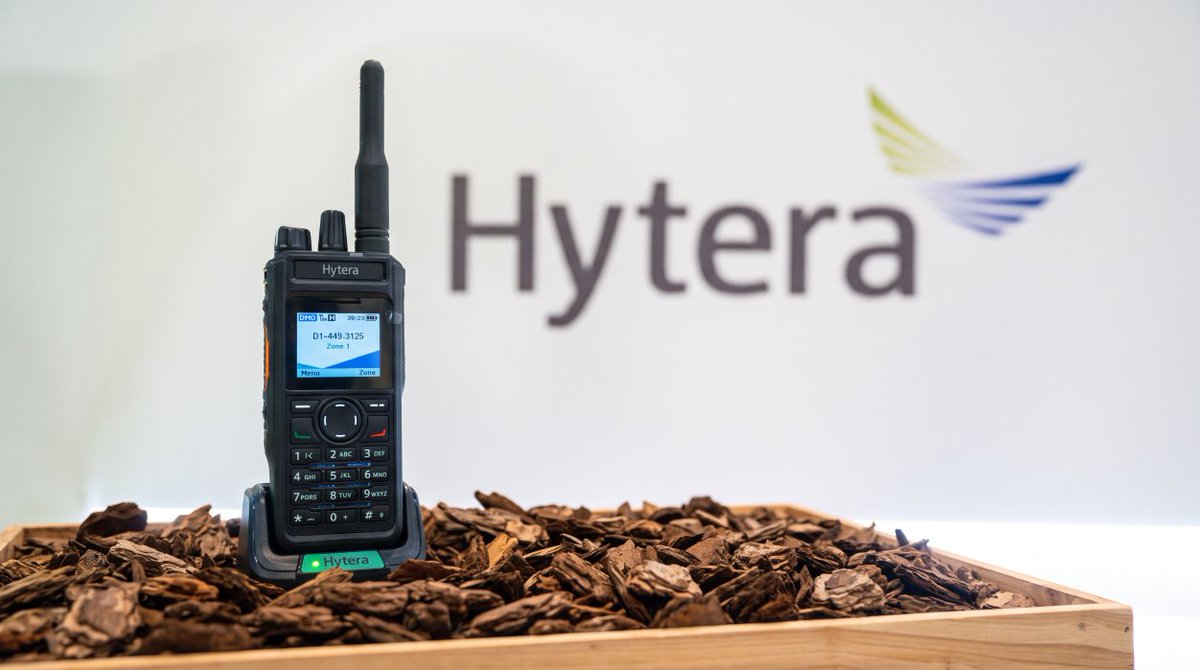 HyteraEurope's tweet photo. PoC-DMR Voice Gateway

Serving as a gateway, the PDC580 Dual-Mode Rugged Radio bridges PoC and DMR to ensure seamless communications across different networks.

Remove communication barriers by connecting different technologies through a single device https://t.co/8xUz5zOZB5 https://t.co/dInxmIzOvI
