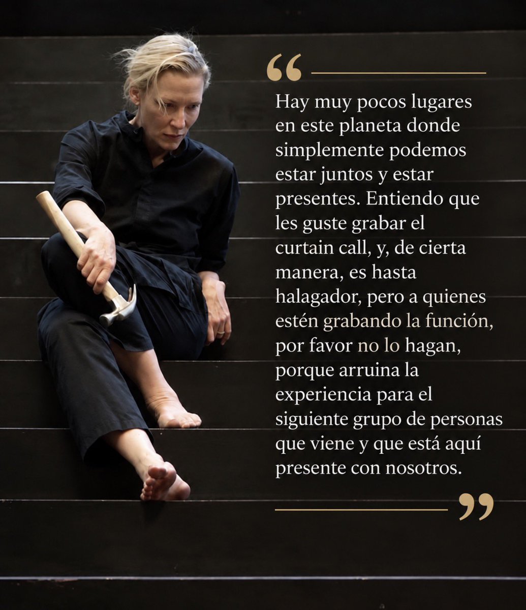 ElAquelarre_'s tweet photo. Ayer al finalizar la función de Electra/Persona en el National Theatre de Londres, Cate Blanchett pidió al público no grabar con su celular durante la obra. https://t.co/x6BZmFkv1i