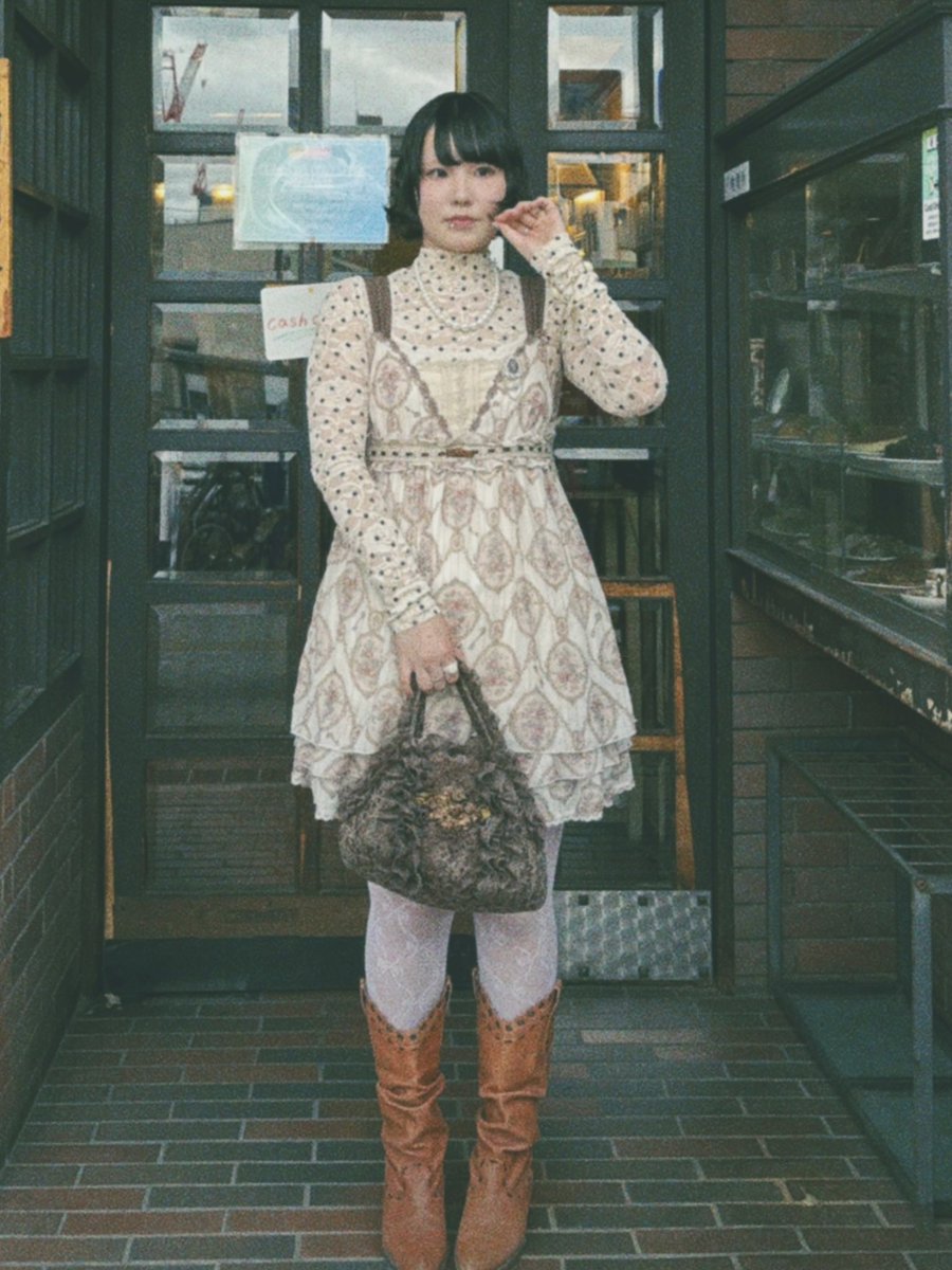 ribbon__n02's tweet photo. https://t.co/JdQutZa85m