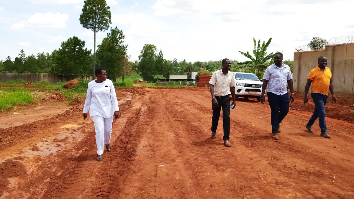 GifterAber's tweet photo. Yesterday, Shaping and Compaction works began on the roads we recently opened in Pawel Ward. This afternoon, I visited the area to check on the progress and I’m pleased with the work so far. 

The roads are taking shape and becoming smoother, making movement easier for our people.

A total of eight new roads have been opened in Pawel Ward. We will continue shaping and improving them to ensure better and safer road access for our people.

#LarooPeceAtWork