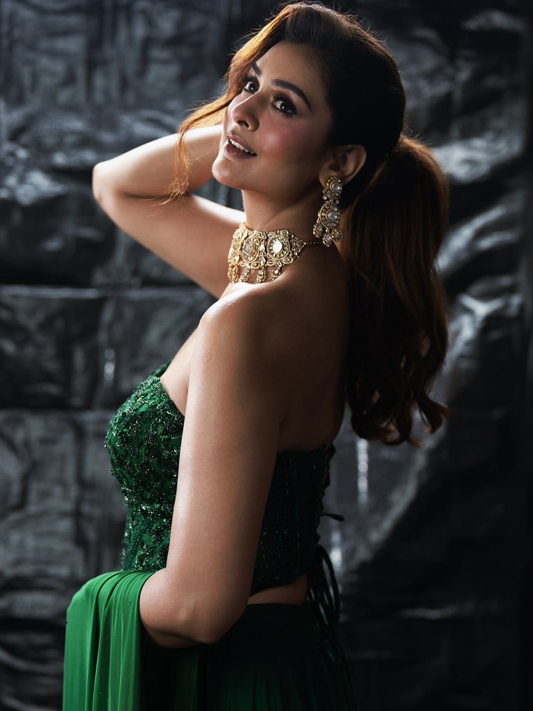 ursniresh's tweet photo. Payal Rajput Looking Absolutely Stunning
#Payal #PayalRajput @starlingpayal https://t.co/JifBSXLSpO