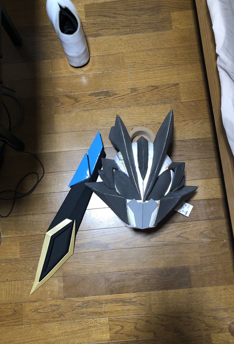kagechamasan's tweet photo. まだパーツが付くけど、ちょっとウサ耳小さかったかもしれん、、😓
構成パーツが多いし8割方出来ちゃってるから今更後戻りは出来ないけどな💧 https://t.co/HbiGPZZHYa
