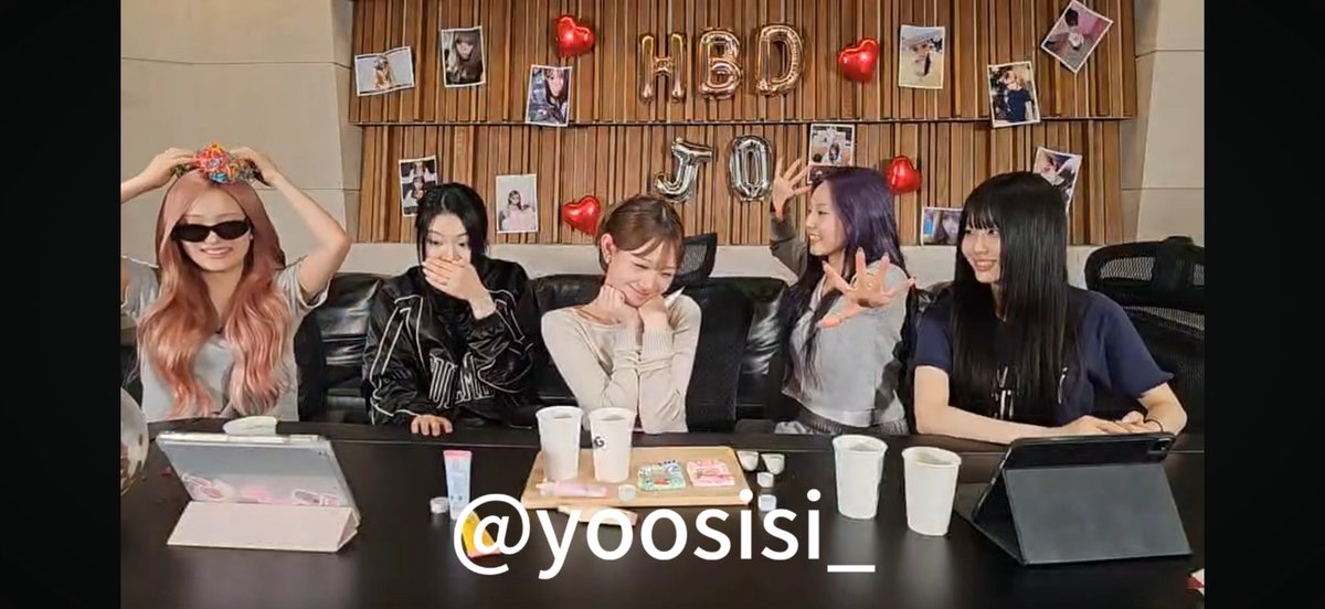 Yoosisi_'s tweet photo. HAPPY #JIONEDAY 🎊🎊

지연아💕
네가 정말 내성적이고 불안함이 많은 어린 소녀라는 걸 알아🥹 
팬들의 뜨거운 사랑이 너를 안전하게 지켜주면서 천천히 어른으로 자라게 해주면 좋겠다🫶 https://t.co/vSbS5YcdcP