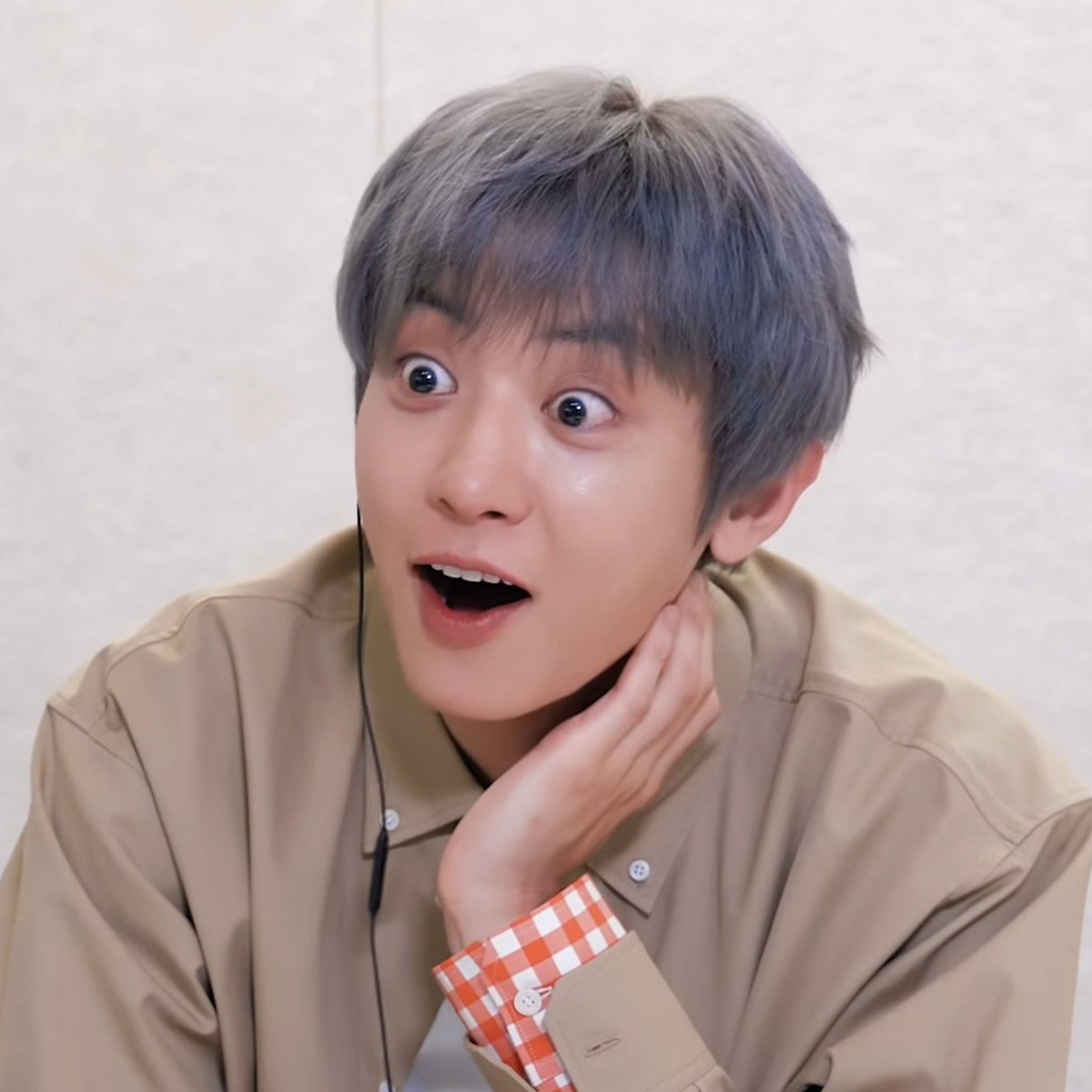 real_CY1127's tweet photo. New chanyeol memes unlocked 🔓 https://t.co/kxruR4bgaN