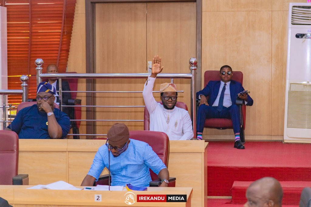 adewumiadeyemii's tweet photo. Today at plenary, the establishment of the Osun State Park Management System was considered.
The security and welfare of the people remain the primary purpose of government.
#LeadershipThatWorks #Irekandu #Obokun https://t.co/3K0edBi2gU