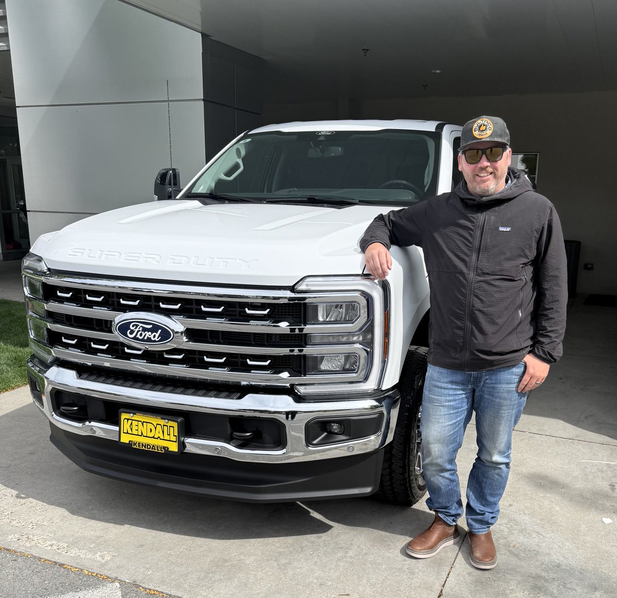 fordmeridian's tweet photo. Matthew P, what a great choice! Thank you for letting Joel Shock help you. Find a Ford like Matthew:
https://t.co/TEFARmEWhJ
#kendallfordofmeridian #ford #fordf350sd #f350sd #truck #trucklife #meridianid #meridiantrucks #f350sdlife #kendallauto #letsstartsomethinggreat https://t.co/lKKEtDm4qc