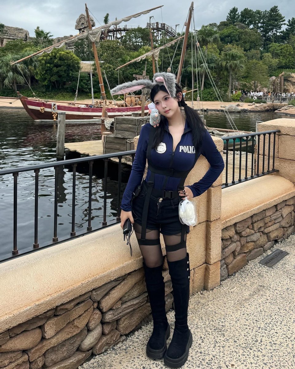 Tiantianabc123's tweet photo. 如果你有这样的女朋友，你会愿意和他一样分享出来给大家肆意羞辱吗@htftempl https://t.co/45rGaWl8R2