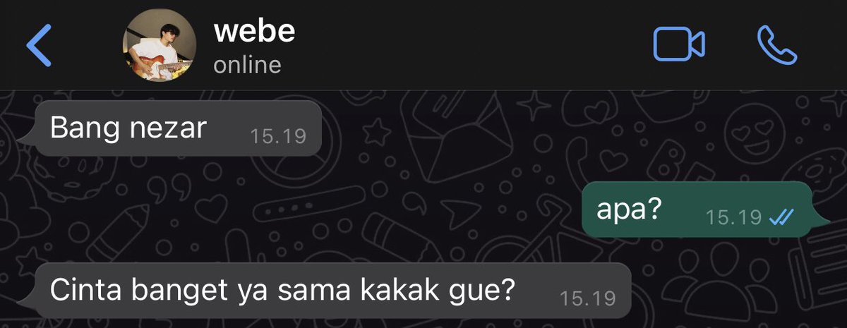 tequirlla's tweet photo. nuthong few tweets au. 

pada orang yang bahwa sangat jelas hatinya ingin melabuhkan diri ke mana, dan pada hati orang yang banyak ragu dengan dirinya. https://t.co/llQikfTTJ1