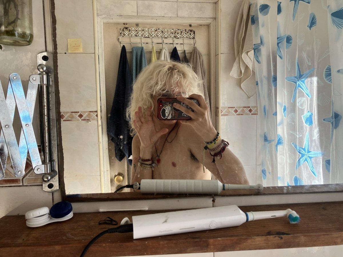 hunt1ngdog's tweet photo. #nsfwtwt intro post!!

☆ You can call me Parker or dog or whatever you like
☆ it/he
☆ bisexual
☆ ‘03
☆ major nsfw warning | MDNI
☆ into soft and hard kinks
☆ trans non-binary
☆ switch + verse
☆ will sometimes talk about other interests
—

♡︎/⟳ for moots ₍ᐢ. .ᐢ₎ https://t.co/6cj5ViGYY0