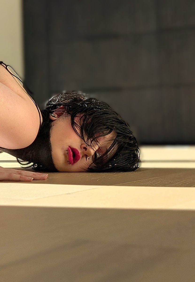 p1nkpukepr1nces's tweet photo. Body is perfect

#nsfw #nsfwtwtًً  #femboy #kink #photoshoot #porn #emo #p1nk_puke_pr1ncess #sub #bdsm #ftm #transboy #spit #mommy #freeuse #daddy #begging #spanking #cnc #praise #dryhumping #degradation #somno #breeding #mirrorsex #hatefucking https://t.co/Uzybn1xuZB