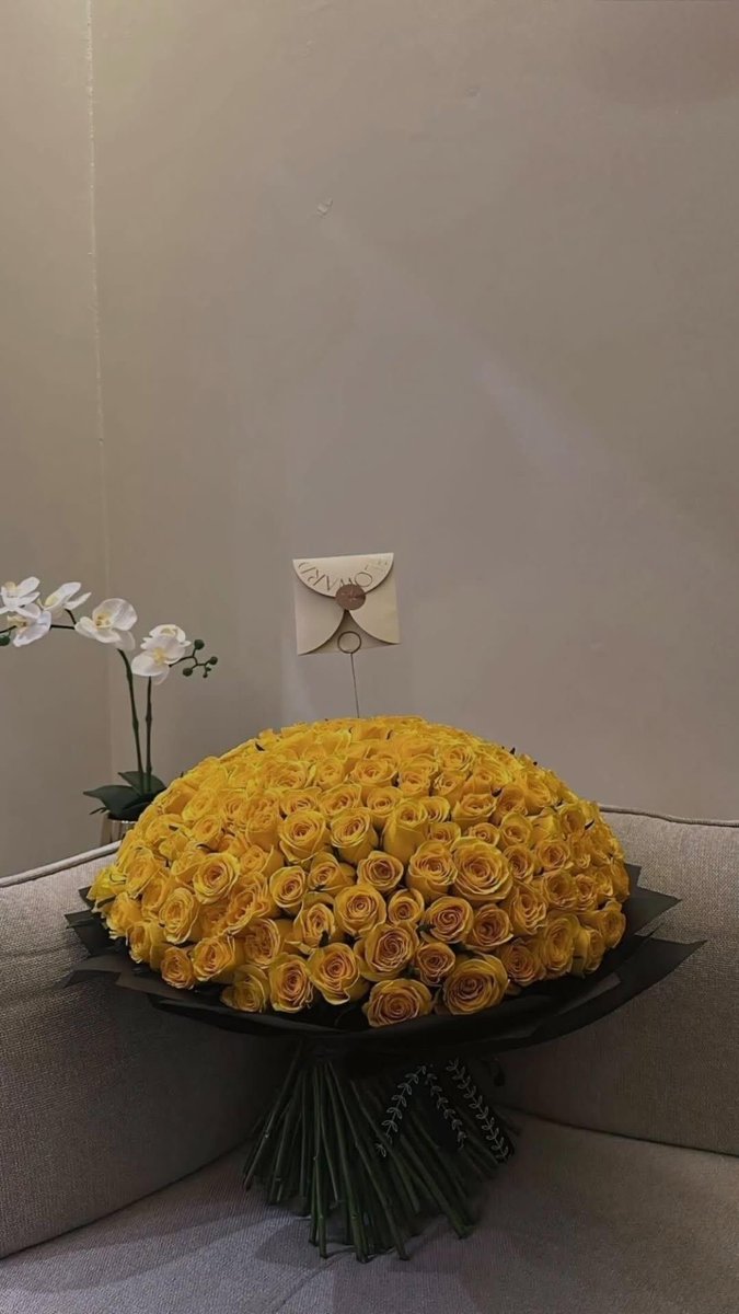 mytuliplove's tweet photo. ⠀⠀ ⠀⠀
⠀⠀ ⸻ ♡; 𝐘𝐄𝐋𝐋𝐎𝐖 𝐅𝐋𝐎𝐖𝐄𝐑𝐒 🌼 ❯ 𝘀𝗽𝗲𝗰𝗶𝗮𝗹 𝗱𝗮𝘆 𓇿 𝐌𝐲 𝐥𝐨𝐯𝐞 ⁀ ⌗@nmoonlvs

Para mi eterno y único amor, no deben de faltarle sus flores amarillas. Te amo, te adoro, me gustas, me encantas. Eres mi todo y eres mi fuente de felicidad. 💛✨ https://t.co/9viUtUbJK5