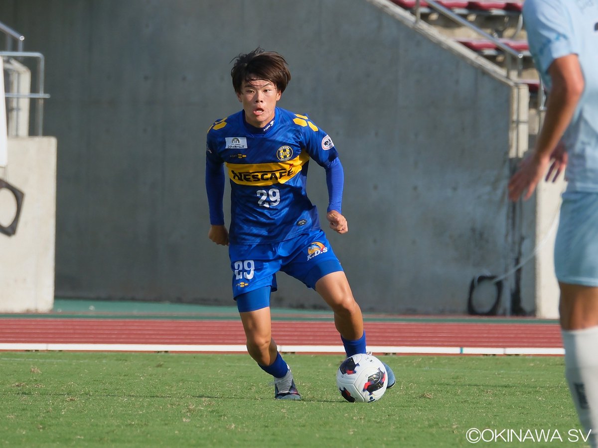 OSV_official's tweet photo. 📸｜𝑀𝑎𝑡𝑐ℎ 𝑝ℎ𝑜𝑡𝑜
逆転で今季ホーム初勝利、2連勝！

第28回 #jfl 第4節
9月21日（月・祝）15:00
#沖縄SV 2-1 #FCティアモ枚方 
（前半0-1）
（後半2-0）
沖縄SV得点者：
5DF #入柿堅志
26FW #平田海斗

https://t.co/sP74xSMNZC

#okinawasv #okinawasoccer https://t.co/8akgwLBLxX