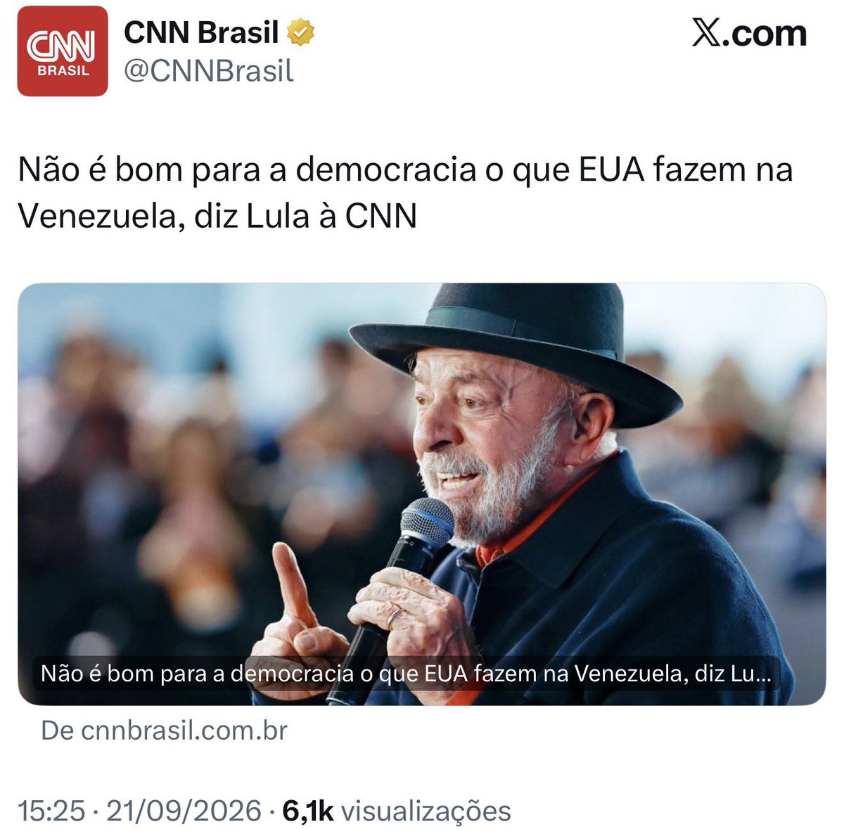 thaispsic's tweet photo. Lula nunca se preocupou com democracia na Venezuela enquanto o Maduro destruía o país.  Anos defendendo Maduro, calado com eleição fraudada, fome e 7 milhões de refugiados. O problema nunca foi a ditadura. O problema é que o ditador dele caiu. https://t.co/GK6K1PoRaD