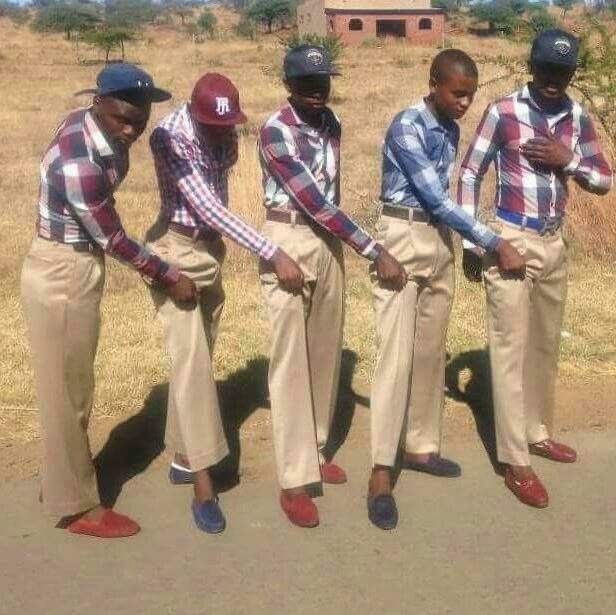 ifeisme01's tweet photo. Me and my mutuals when we start to collect Elon money https://t.co/RwW0meI5Aj