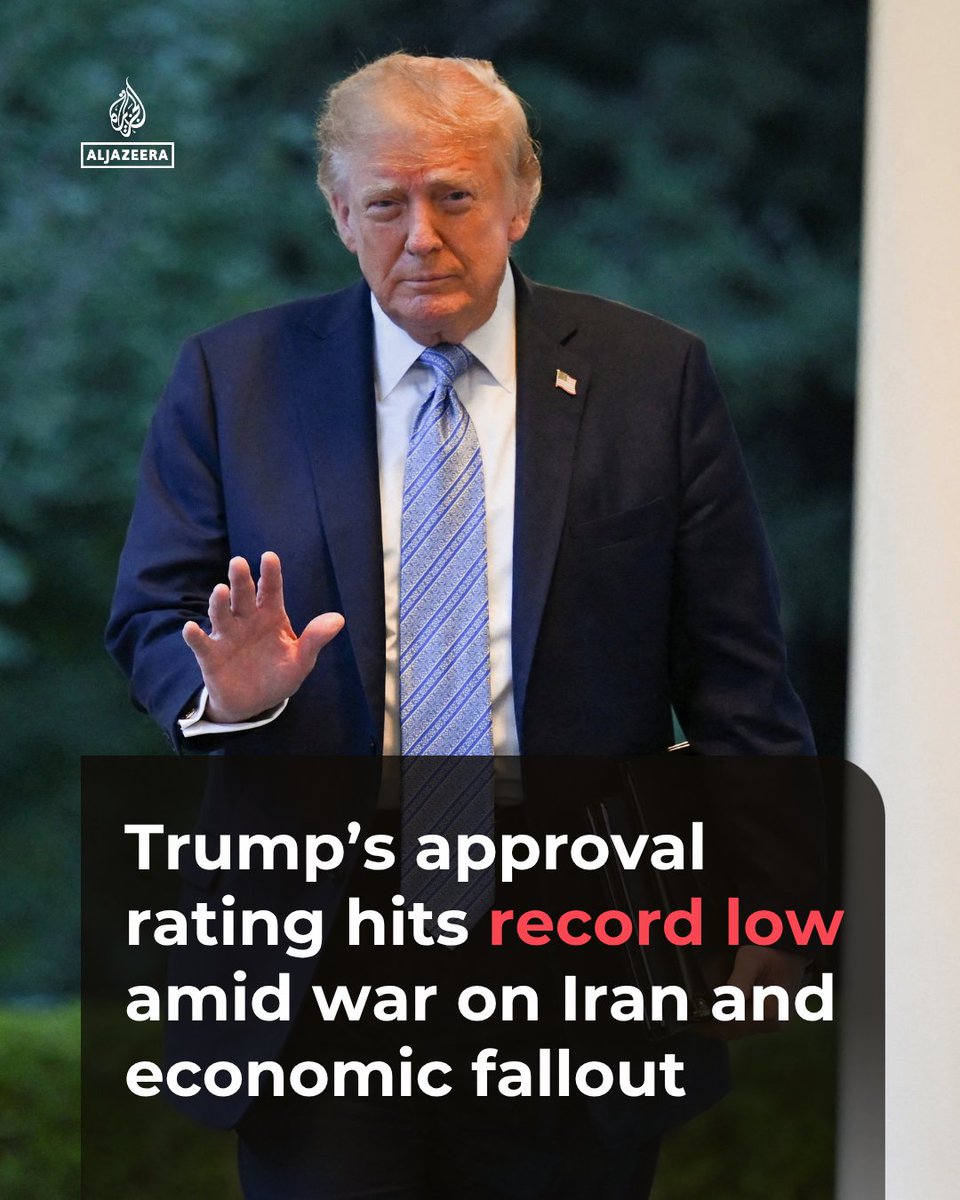 AJEnglish's tweet photo. US President Donald Trump’s approval rating has fallen to 32%, the lowest of his ⁠political career, as his fellow Republicans soured on his handling of the cost of living amid the unpopular war on Iran, a new Reuters/Ipsos poll found.

🔗: https://t.co/r99oQGmrrF https://t.co/aCrbcL6ULL