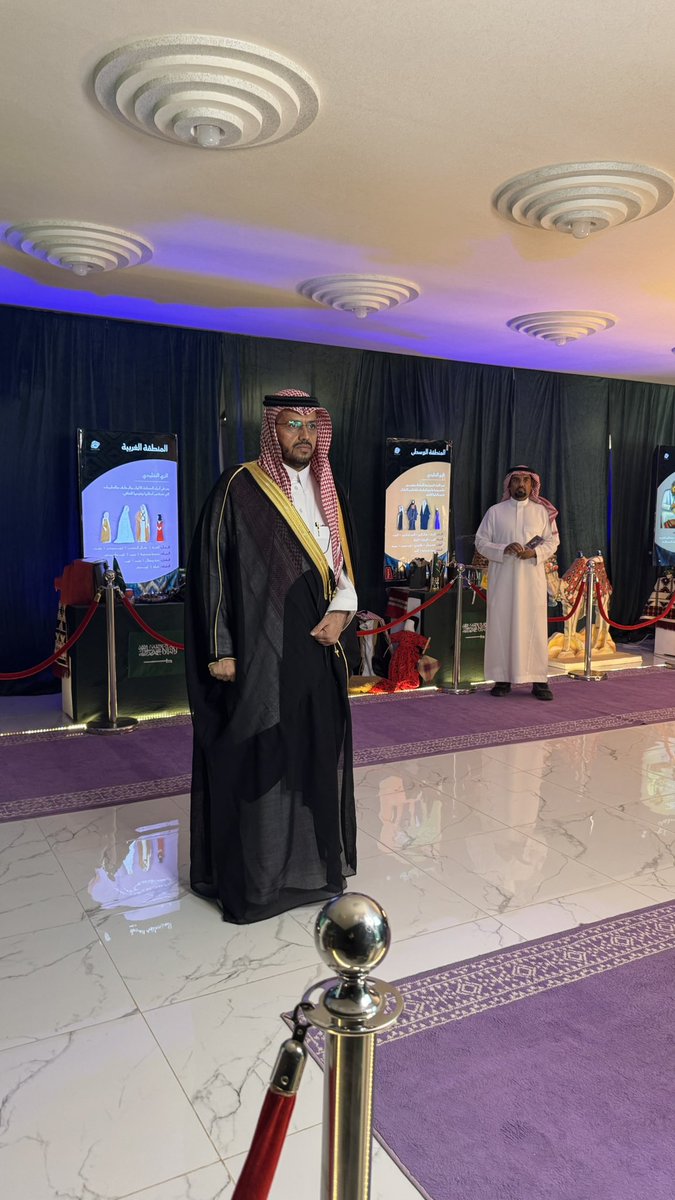 Zulfa1441's tweet photo. تتقدم #جمعية_زلفى_النسائية بخالص الشكر لسعادة محافظ الزلفي على دعمه وتشريفه للمعرض الرقمي احتفاء باليوم الوطني السعودي الـ96🇸🇦

حضوركم محل تقديرواعتزاز ودعمكم يجسد عناية القيادة بالمبادرات المجتمعية

حفظ الله وطنناوقيادته وشعبه وأدام عليه الأمن والعز والازدهار 🤍🇸🇦
#اليوم_الوطني https://t.co/PsI1ykoPPn