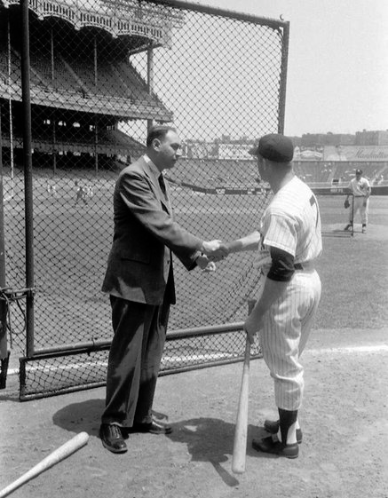 Jimfrombaseball's tweet photo. In 1961 Howard Cosell held a job as sports anchor on the ABC television affiliate in New York and at spring training that year, the Yankees’ Mgr. Ralph Houk told him:
"You’re like shit.
You’re everywhere."
"The only member of the team nobody liked was our 6 o’clock sports guy, a fellow named Howard Cosell.
“Monday Night Football” was just getting started and Howard was annoyed at having to be on the same news with mere local personalities, whom he would attack on the air.
This was a mistake in the case of Roger Grimsby, who was a lot sharper and even more devastating than Cosell, in his own way.
I remember one night at the end of his report, Howard went into a sarcastic put down of Grimsby that lasted for what seemed like two minutes.
Finally, when Howard was finished the camera switched to Grimsby who was sitting there with his eyes closed, snoring".
Jim Bouton.
"The best football announcer ever was Howard Cosell.
The worst baseball announcer ever was Howard Cosell."
Thomas Boswell.
"50% of the people hated him.
50% of the people liked him.
100% of them tuned in to hear him."
Ed Sabol.
Cosell and Mantle.