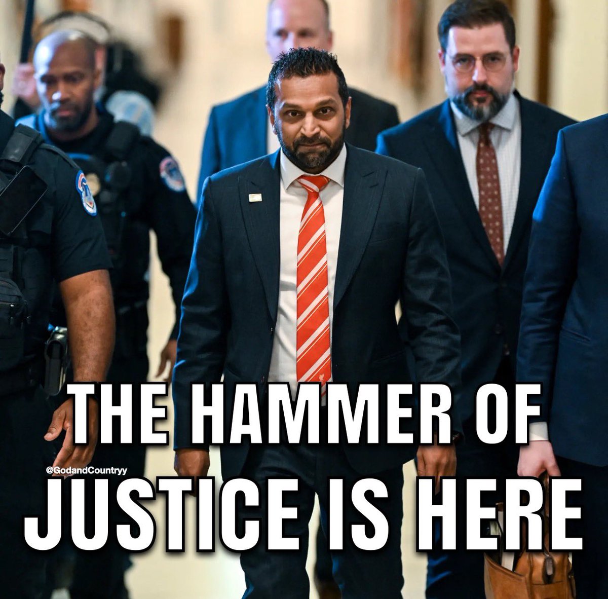 GodandCountryy's tweet photo. @FBIDirectorKash @Common_Cent1 https://t.co/8Dbq6PNt1q