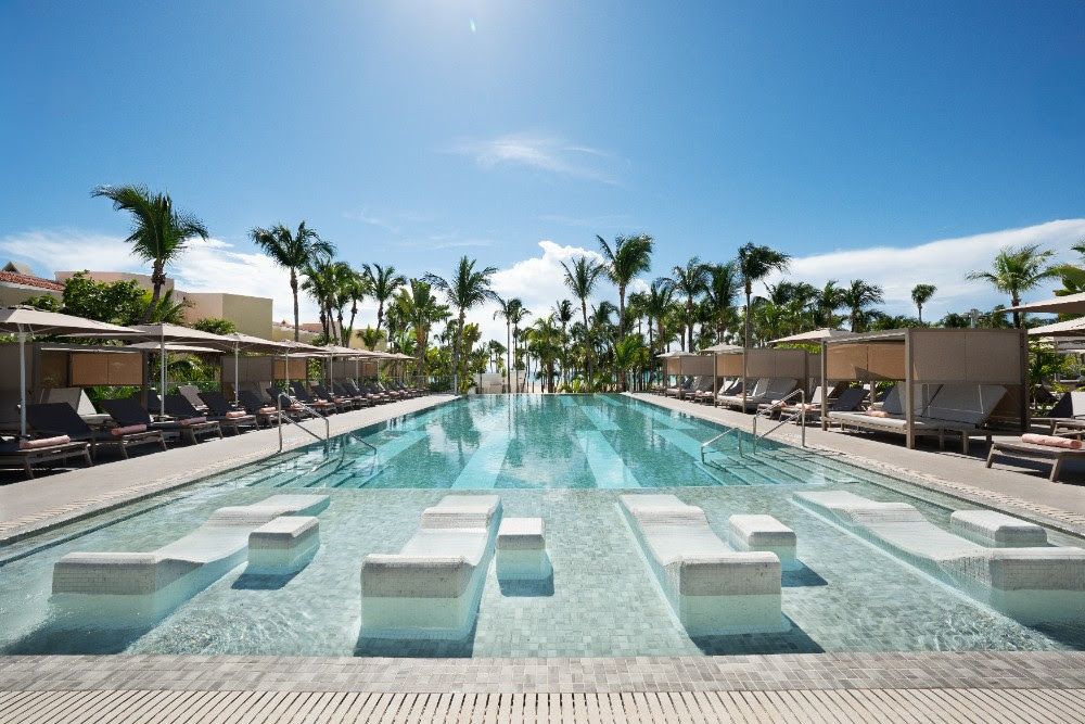 TravelweekGroup's tweet photo. 🌴✨ Riu Palace Mexico has a whole new look!
The popular Mexico resort is stepping into a new chapter with a refreshed design and new Elite Club, bringing updated spaces and added perks for guests!
📌 See what’s new ➡️ https://t.co/Bi5FruopWv
#riupalace #riu #travelweek https://t.co/7eurdT0mUV