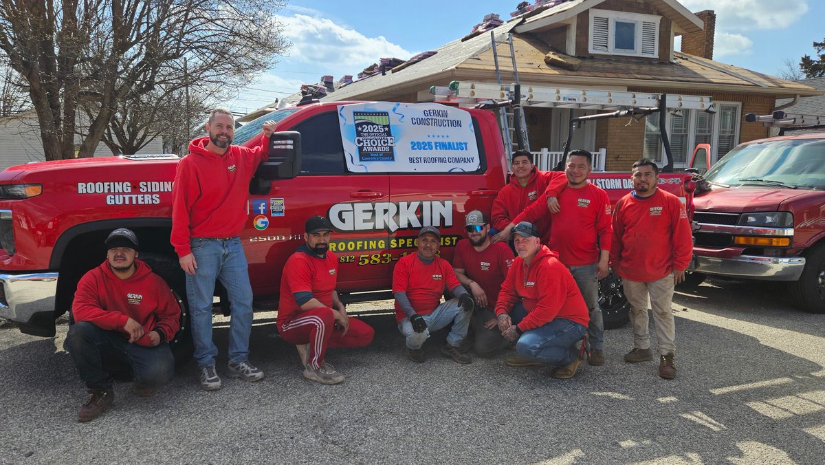 gerkinroofing's tweet photo. Meet the crew. 🔴 2025 Community's Choice Awards Finalist for Best Roofing Company in Lawrence County. Thank you, Bedford! 📞 (812) 508-0614 https://t.co/MVFLIBwofX #GerkinConstruction #BedfordIndiana #BestOfLawrenceCounty https://t.co/KMDkb2gdr2