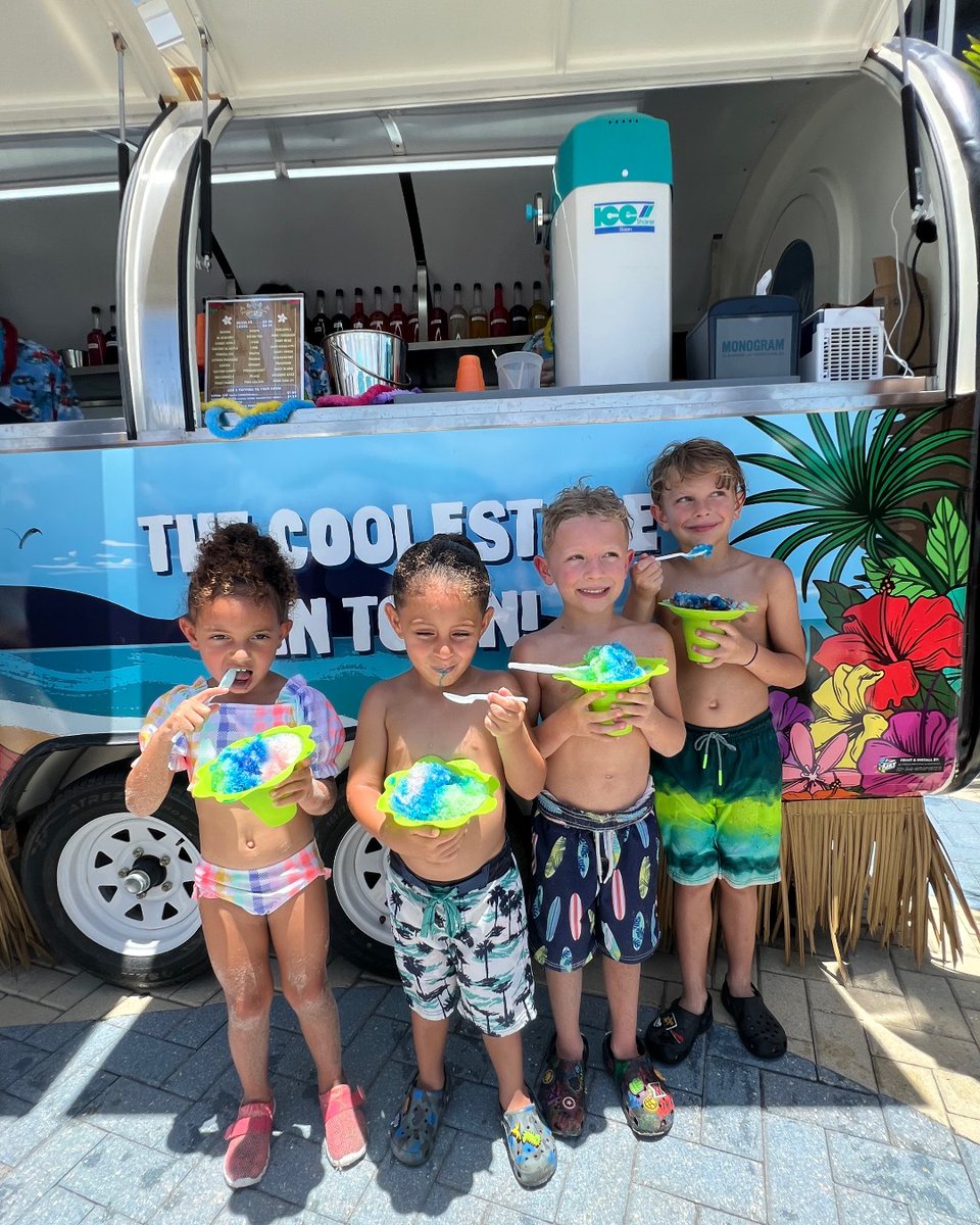cbpier's tweet photo. Done shopping for souvenirs along the pier promenade? Treat yourself to something sweet! 🛍️

Grab a cup of authentic, fluffy shave ice from Maui J's Hawaiian Shave Ice Co. to keep you energized at Westgate Cocoa Beach Pier. 🤙🏽🍧💫
↳ https://t.co/xWs9PVvoMQ https://t.co/JvgnXQw515