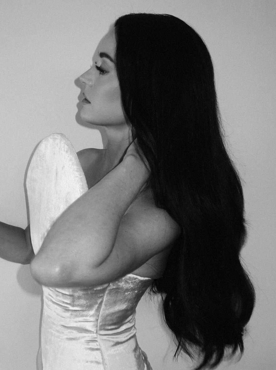 Kpcravee's tweet photo. The most beautiful human to EVER exist https://t.co/EjdE2CXeUl