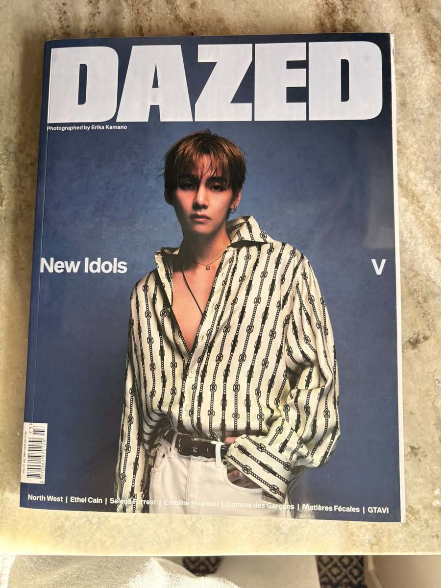 Romantic_Tae's tweet photo. Oh my, Dazed has just delivered!!! ❤️‍🔥

TAEHYUNG FOR DAZED
#TaehyungxDAZED #VxDAZED
#TaehyungxCELINE #VxCELINE https://t.co/4sSgpgvn6I