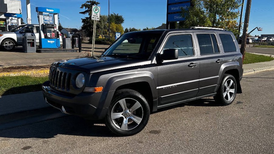 garthbid's tweet photo. 🚨Edmonton! 32 UNRESERVED Vehicles are selling right now! Bidding ends Wed. @ 12:00pm MST!