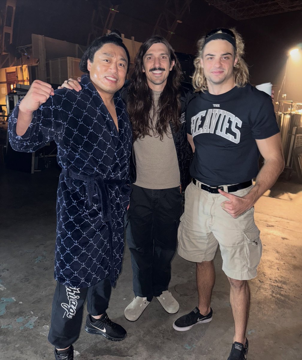ncentarchives's tweet photo. new photos of noah from the set of street fighter https://t.co/wEYOti4l9X