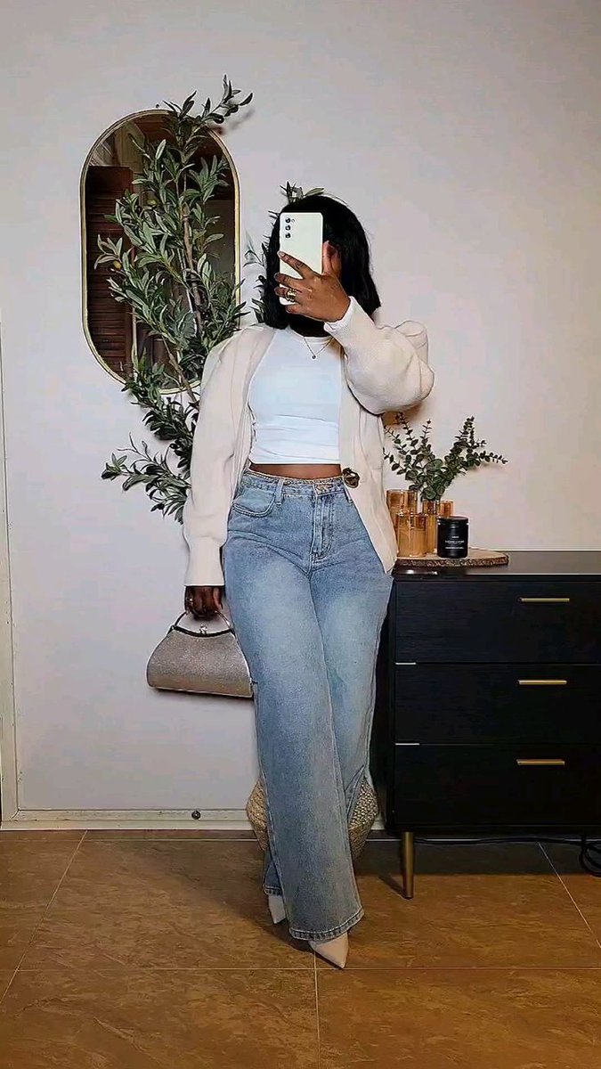 JohnnyPeteph's tweet photo. 今天的來賓就是台灣現代化推手aka晚清最強rapper(並沒有) 台灣首任巡撫劉銘傳 「光緒十年，西仔壓境」 1884年，清法戰爭燒到臺灣。法艦逼近基隆與滬尾，企圖沿淡水河攻向臺北。… https://t.co/BoQYhX4BGI