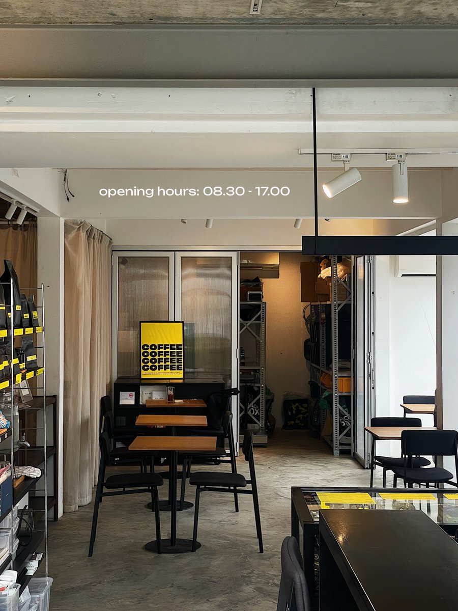 XiaoRodrig5q's tweet photo. I almost want to keep this place a secret, but sharing is caring. Hidden inside a furniture showroom, this specialty coffee spot has beautiful, peaceful vibes, friendly staff, books to browse, and beans to take home. https://t.co/FX4mKDulP1