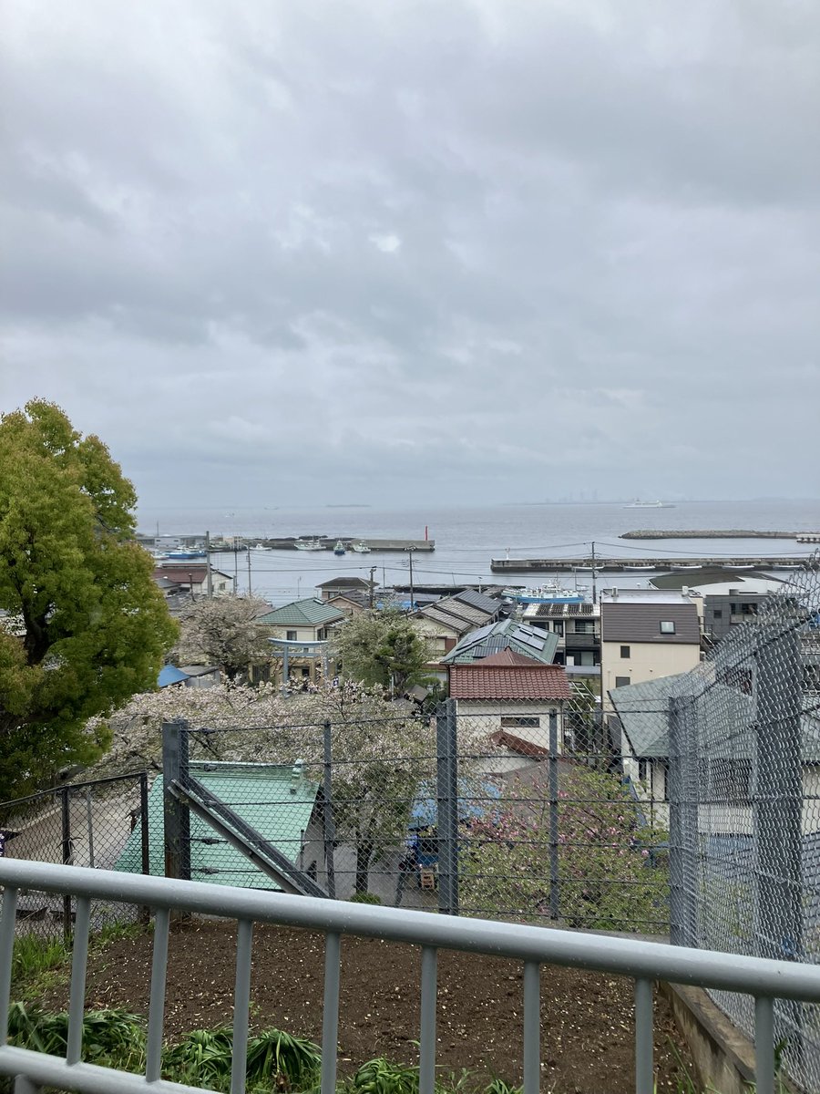 boabored's tweet photo. シルバーウィークって何？(ｰｰ;)
お彼岸、秋分の日で良いじゃないですか？
お彼岸は祖先と自然に感謝を捧げます。
一方的に繋がりを壊し続けたお返しは年々強烈になってる様な…😞
神社仏閣に惹かれ細いながらも縁を結べた土地土地の被災を聞くのは悲しく心配…

だけど、こんな思いも浮かびます🙏 https://t.co/dAXcqdsMAZ