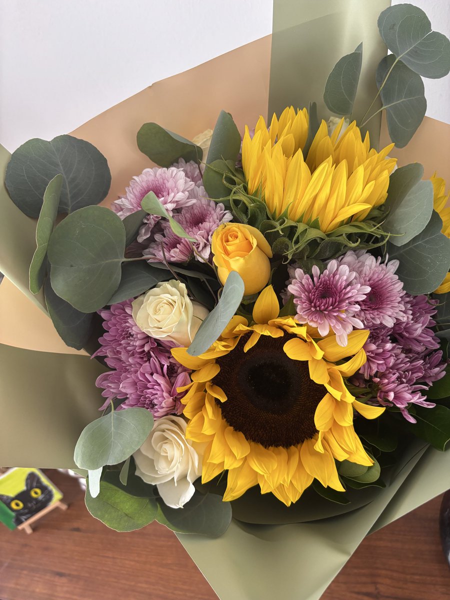 DannyPereda07's tweet photo. Sabía que llegarían, desde que apareció en mi vida sé que no debo dejar desde esperar que las cosas sucedan 🥰💛 💙 https://t.co/Zd8xpS6Ioa