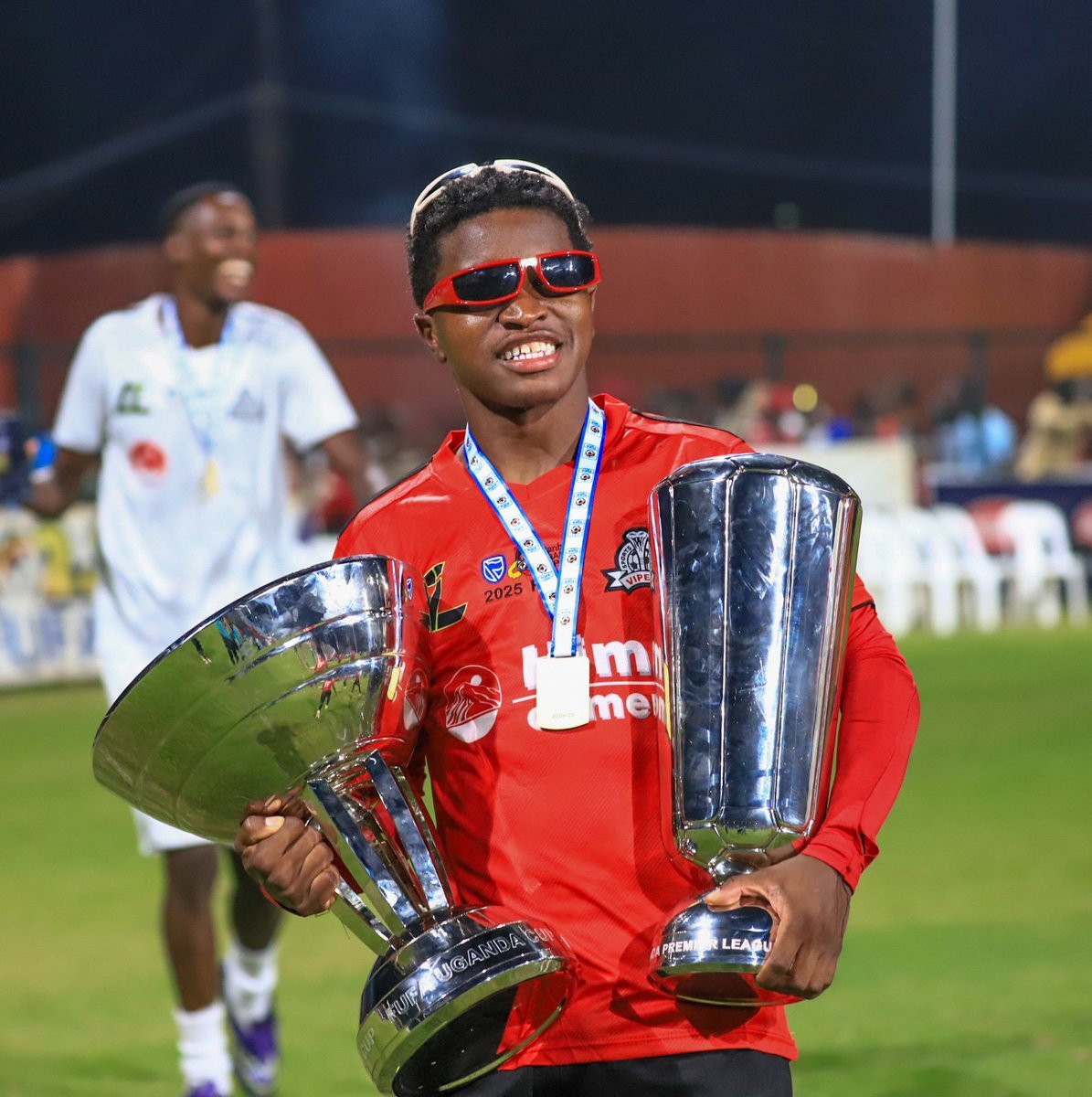 VipersXtra's tweet photo. #OnThisDay Sept 2023: #Viperssc signed Star-Boy, Allan Okello! โค๏ธ . .. an incredible stay indeed
๐ข 58 apps
โฝ๏ธ 28 goals
๐
ฐ๏ธ 15 assists
๐ 2๏ธโฃ Uganda Premier League
๐ 1โฃ Uganda Cup
#VenomsUpdates | #HalaVipers
#OneTeamOneDream | #Viperssc https://t.co/n9NJvjINFd