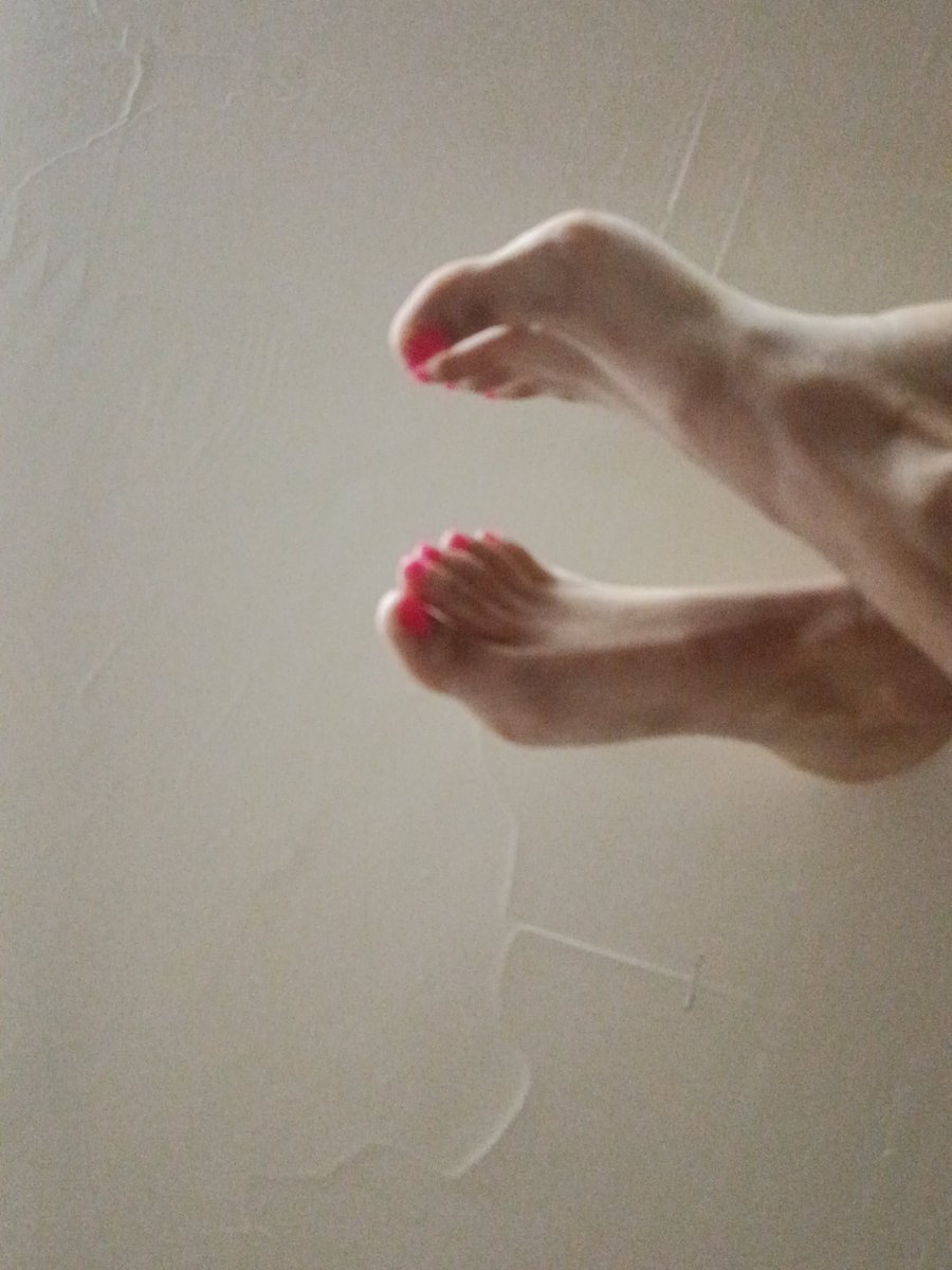 PaniSamanta4545's tweet photo. @rt_feet Lakier🔥💅 https://t.co/7zbexiKCwa