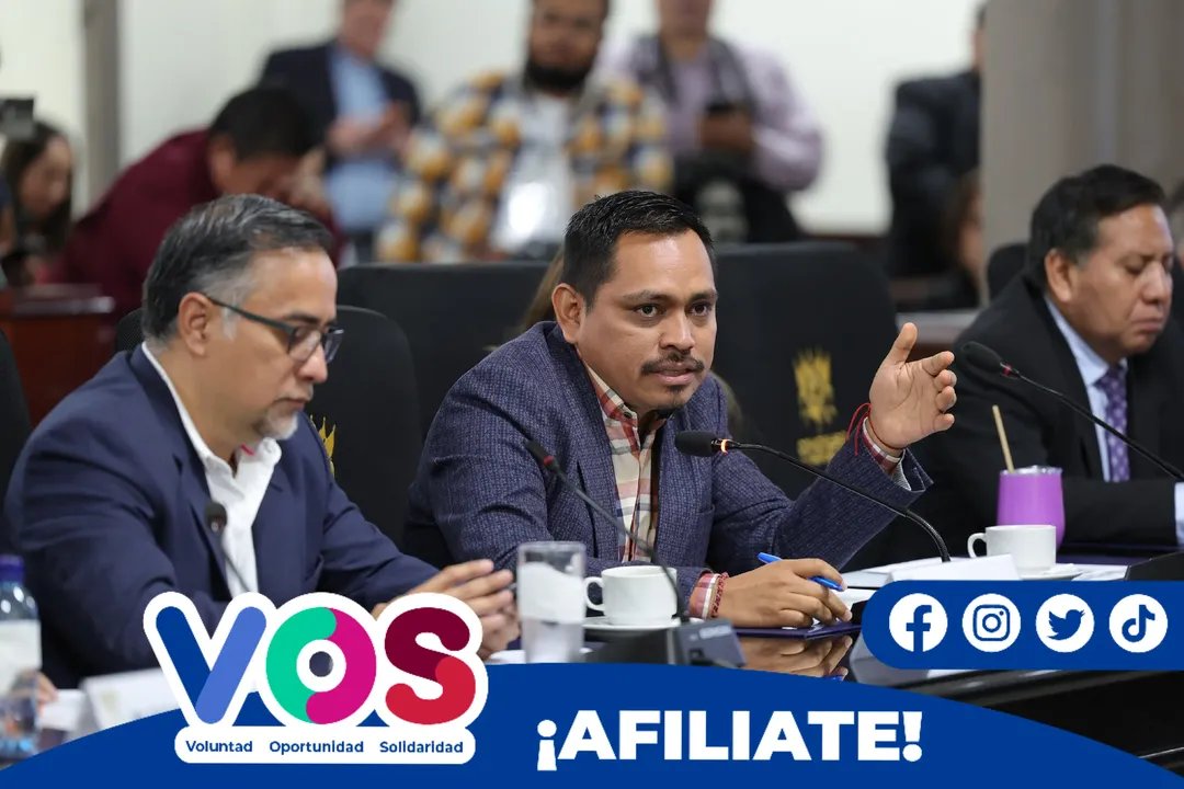 VOS_gt_'s tweet photo. Presentes en Instancia jefes de Bloque, presentes trabajando para la población Guatemalteca, trabajando para VOS.
#guatemala #vos #fiscalizacion #cuidadania #denunicascorrupcion https://t.co/b2gxL3N6R6