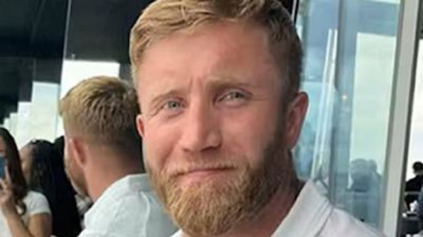 BladeoftheS's tweet photo. The Mother of British Aid Worker James Henderson who was murdered by an Israeli airstrike while delivering food in Gaza has demanded a ban of all weapon sales to Israel.

His killers will never be brought to justice so this is the only justice James Henderson will ever get.

Justice for Henderson.