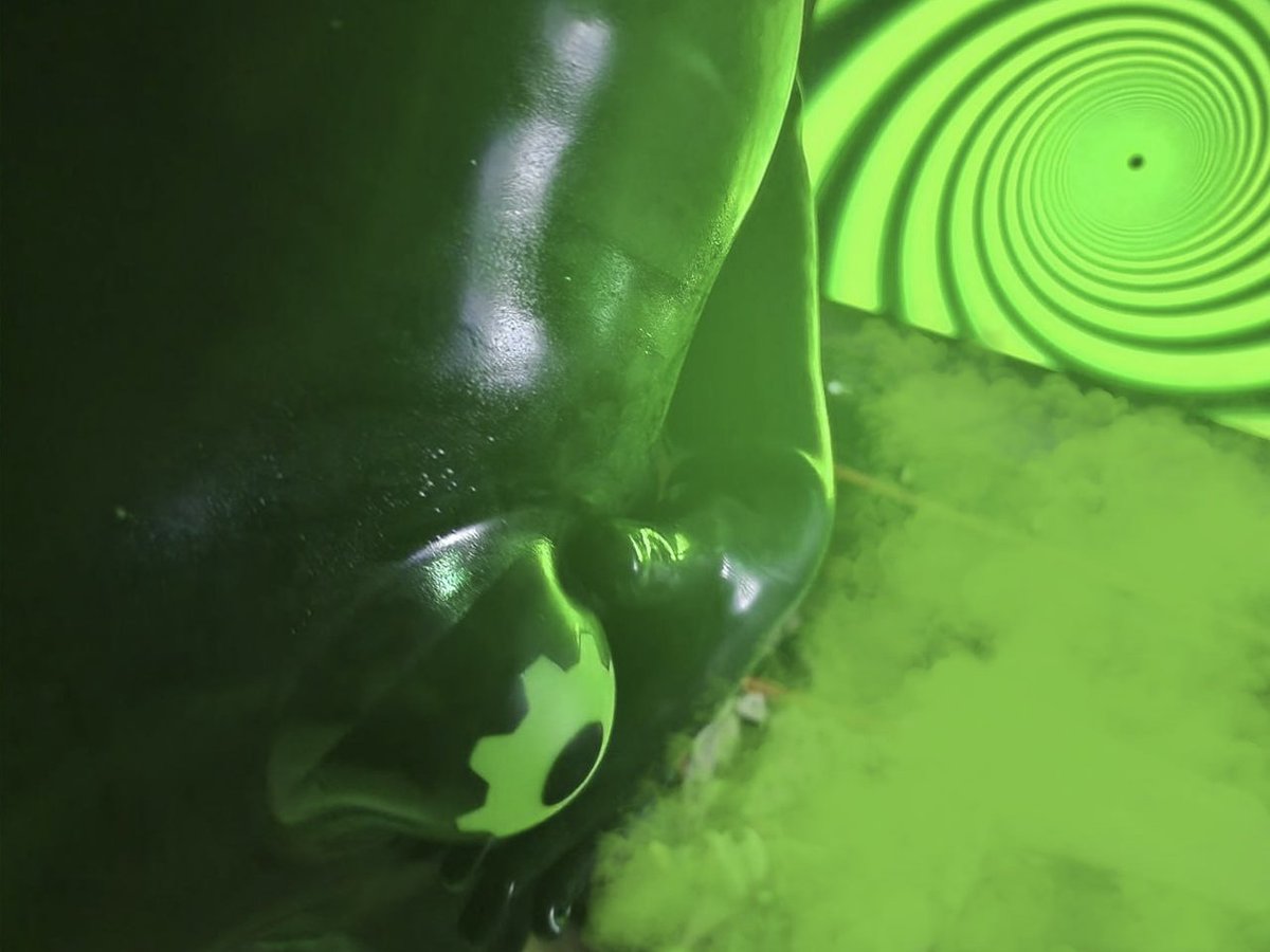 Kemono_Haru's tweet photo. Welcome to the Spiral Gas Chamber~!

All your gas belong to GEAR Corp. 💚 https://t.co/TVZcOYb0cq