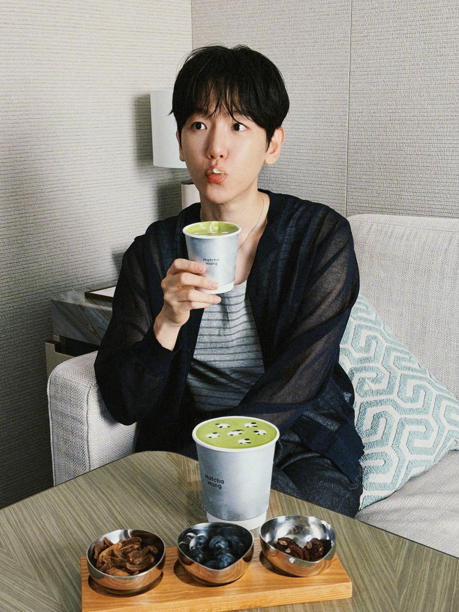 luvmybbh's tweet photo. 이 날 얼굴이 ㅈㄴ 고트긴해 https://t.co/DUGuVpqjcr