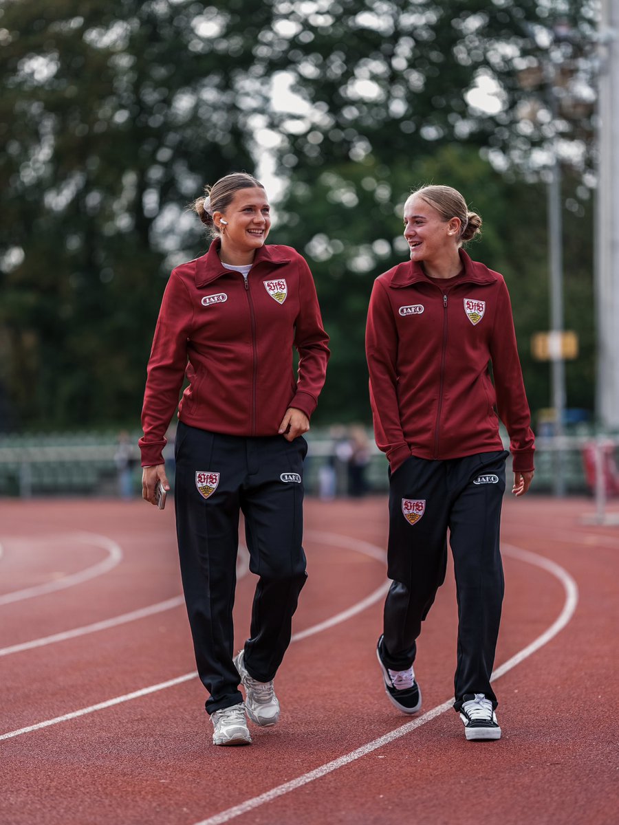 VfB_Frauen's tweet photo. Hi, Mรคdels! ๐
#VfBFrauen | #VfB | #SVWVfB | #GPFBL https://t.co/8P7flKbopC