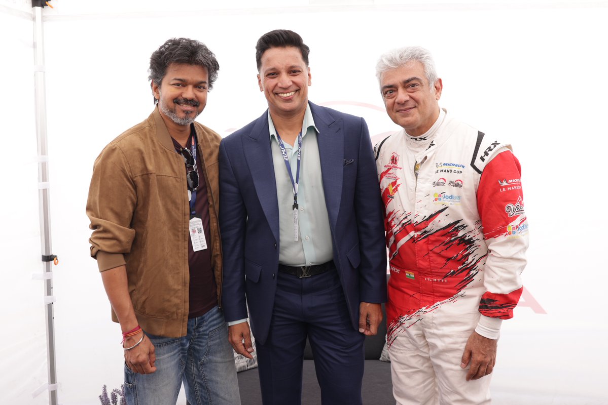 iamNayeemMoosa's tweet photo. Two Icons. One Frame.
One Legacy. Tamil Pride.
❤️‍🔥
@actorvijay @Akracingoffl https://t.co/u8OIej0Cx3