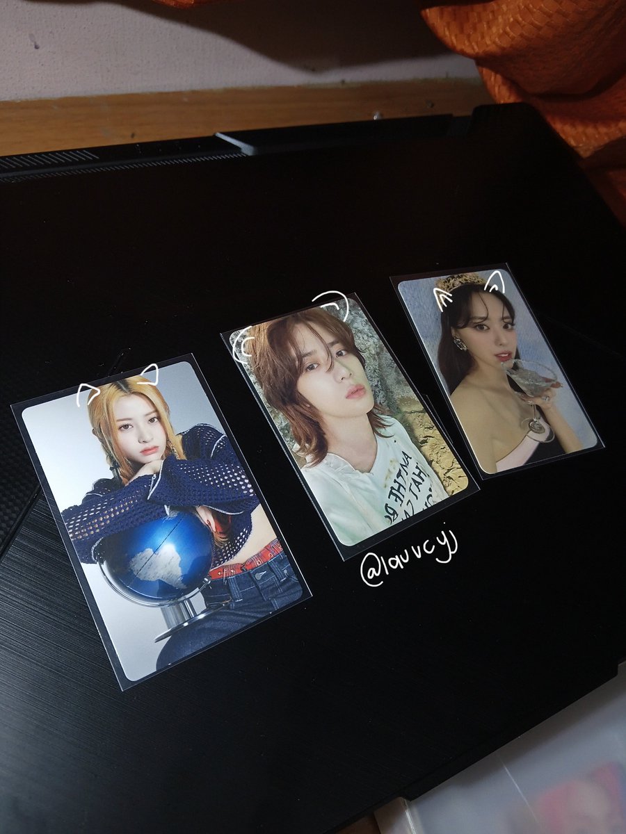 lauvcyj's tweet photo. 🛒 #lauvcyjsells wts lfb ph le sserafim txt itzy photocards

☆ yunjin fearnada - 50
☆ beomgyu melancholy - 175
☆ yuna checkmate - 100

notes:
-15 pesos if payo
- +10 packing fee

dm/reply to claim

🏷 tomorrow by together itzy lsf pcs album photocards https://t.co/erSHq7p6dG