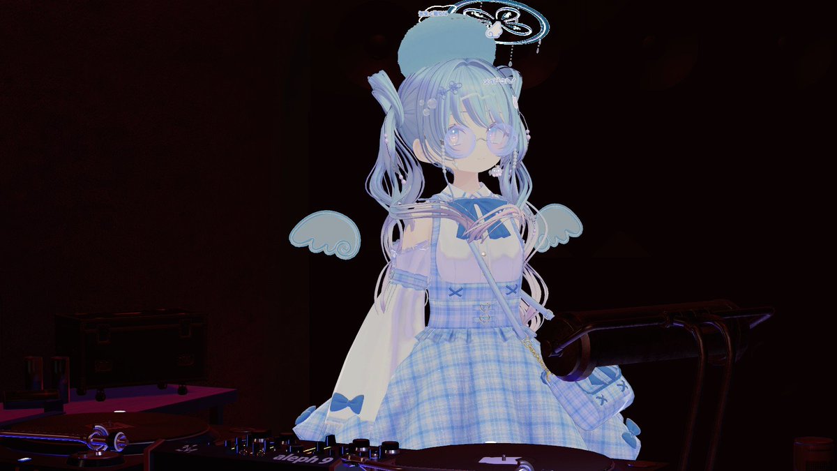 h20hq's tweet photo. SSQSSystem
はじめてすのさんのDJ聞けてよかった https://t.co/8KljpnSE0L