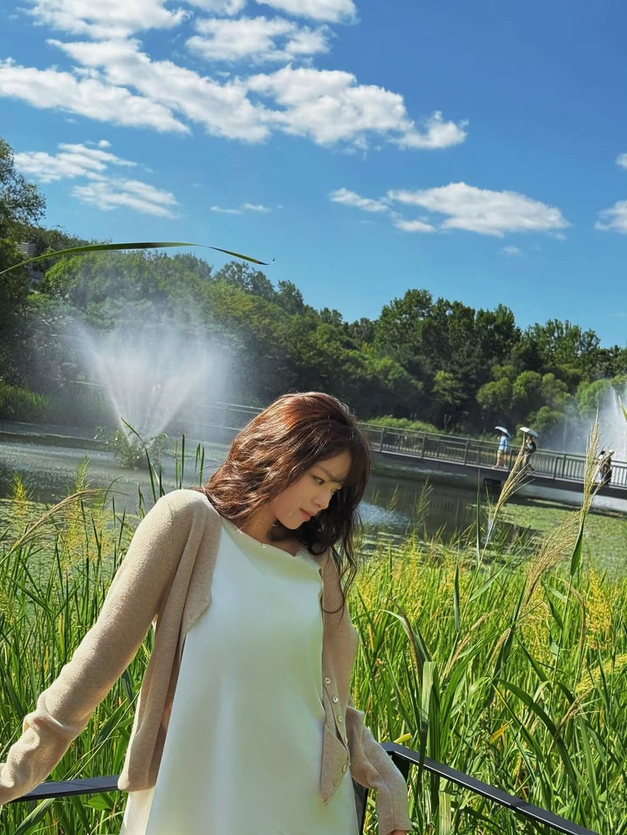 juiceyeon's tweet photo. truly the most beautiful girl in the world https://t.co/wA3UibO80C