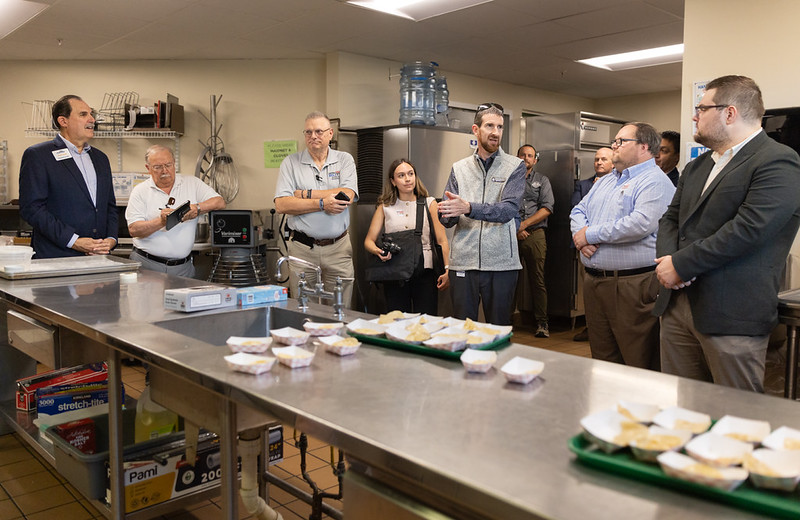 hagerstowncc's tweet photo. The @USChamber visited HCC’s Incubators + Labs last week, as the first stop on its six-week national #FreeEnterpriseExpress Opportunity Bus Tour.🇺🇸

The Free Enterprise Express demonstrates how free enterprise fuels growth and opportunity!

@WashCoChamber https://t.co/eQywW0lrF2