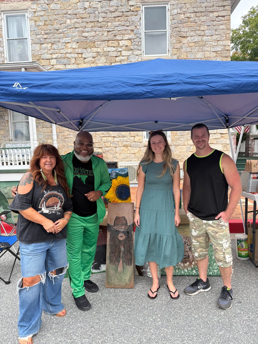 mcintoshforus's tweet photo. Between door knocking and visiting with voters this weekend, we got to spend some time with some kind folks at Sharpsburg Days as well as the City Park Fall Fest in Hagerstown! https://t.co/4OKmX5wAdp