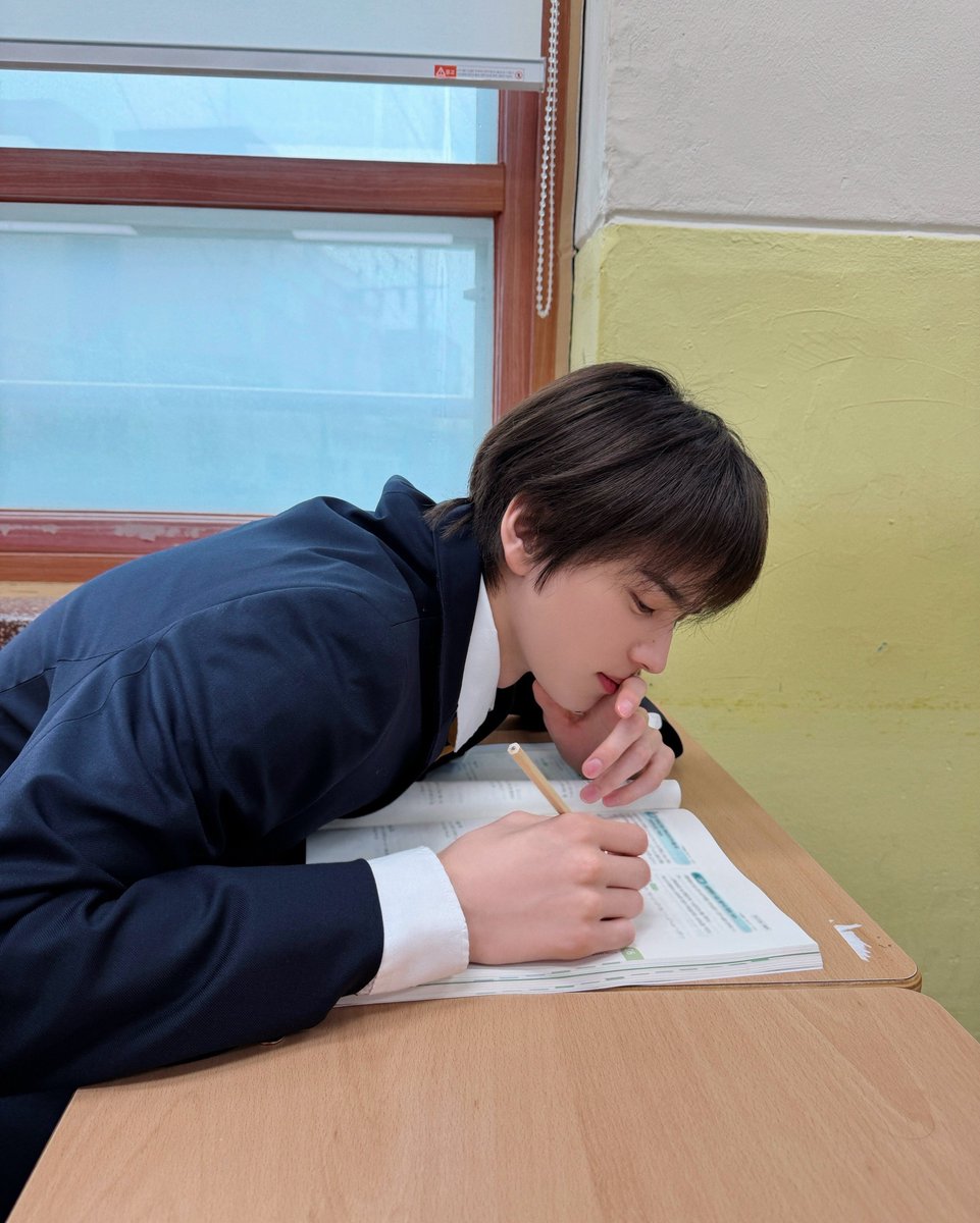 sshinyux tweet picture