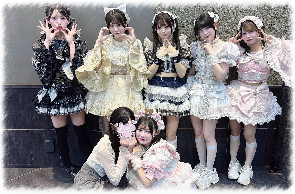 yuno_lov's tweet photo. 囲み.⋆𝜗𝜚 #ゆのが彩りお届け中 https://t.co/8pWlFJXy9j