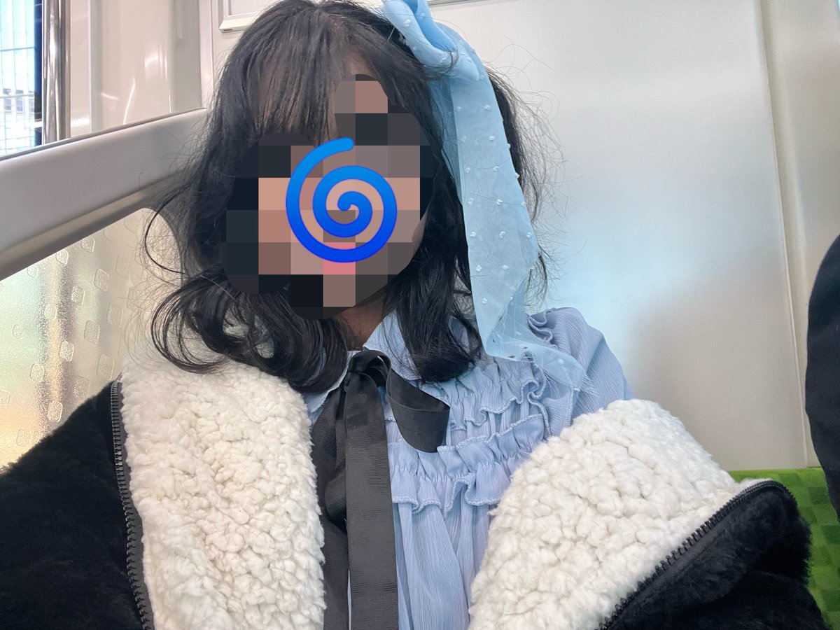luvmochiepeco's tweet photo. im soooo cute you want to give me money you know you dooo~ https://t.co/S2ALsZxATB