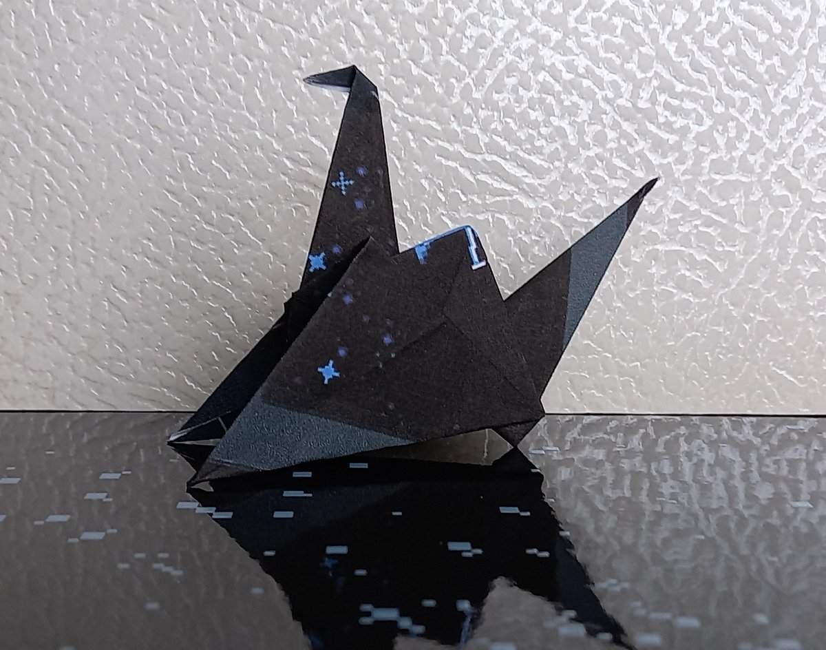 MartinaFrammart's tweet photo. One crane a day
#LoveYuzuruFromAllOverTheWorld
#羽生結弦
#YuzuruHanyu
『地上を救う者~エストポリス伝記Ⅱメドレー~』from『→RE_PRAY←』 https://t.co/LinHMp8FDW